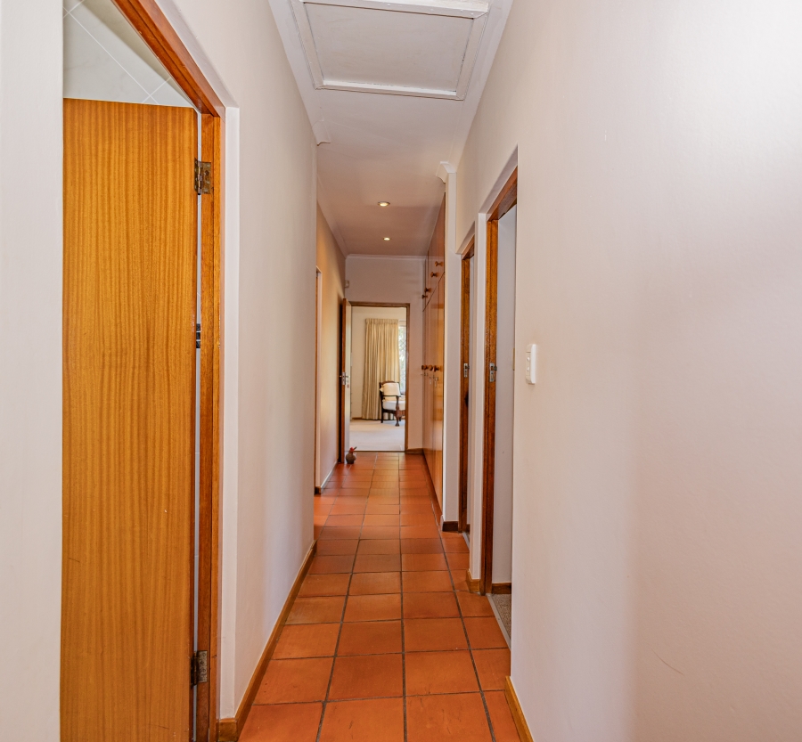 4 Bedroom Property for Sale in Amandelrug Western Cape